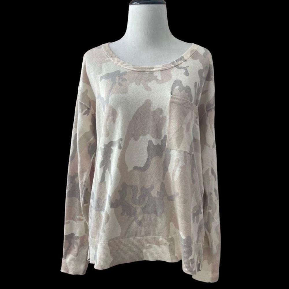 Sanctuary beige cream Camo sweater XS